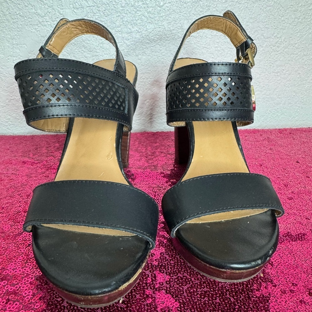 TOMMY HILFIGER 🖤 Black & Brown Perforated Leather Heels (Women’s Size 7.5) - Picture 6 of 12